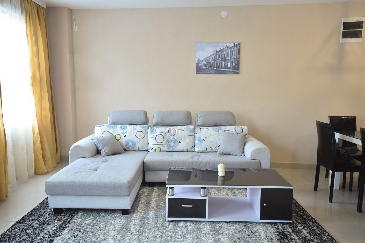 City Center Apartments Pirot Ngoại thất bức ảnh