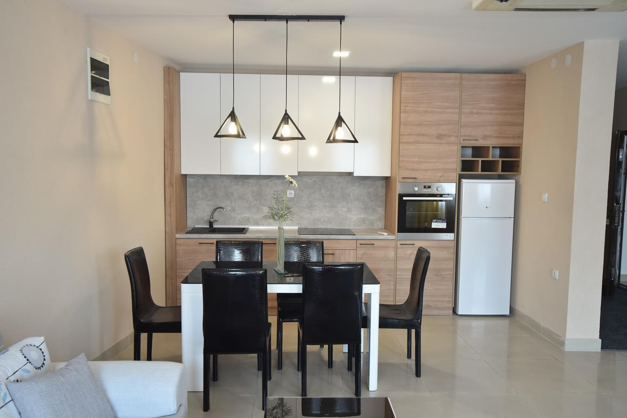 City Center Apartments Pirot Ngoại thất bức ảnh