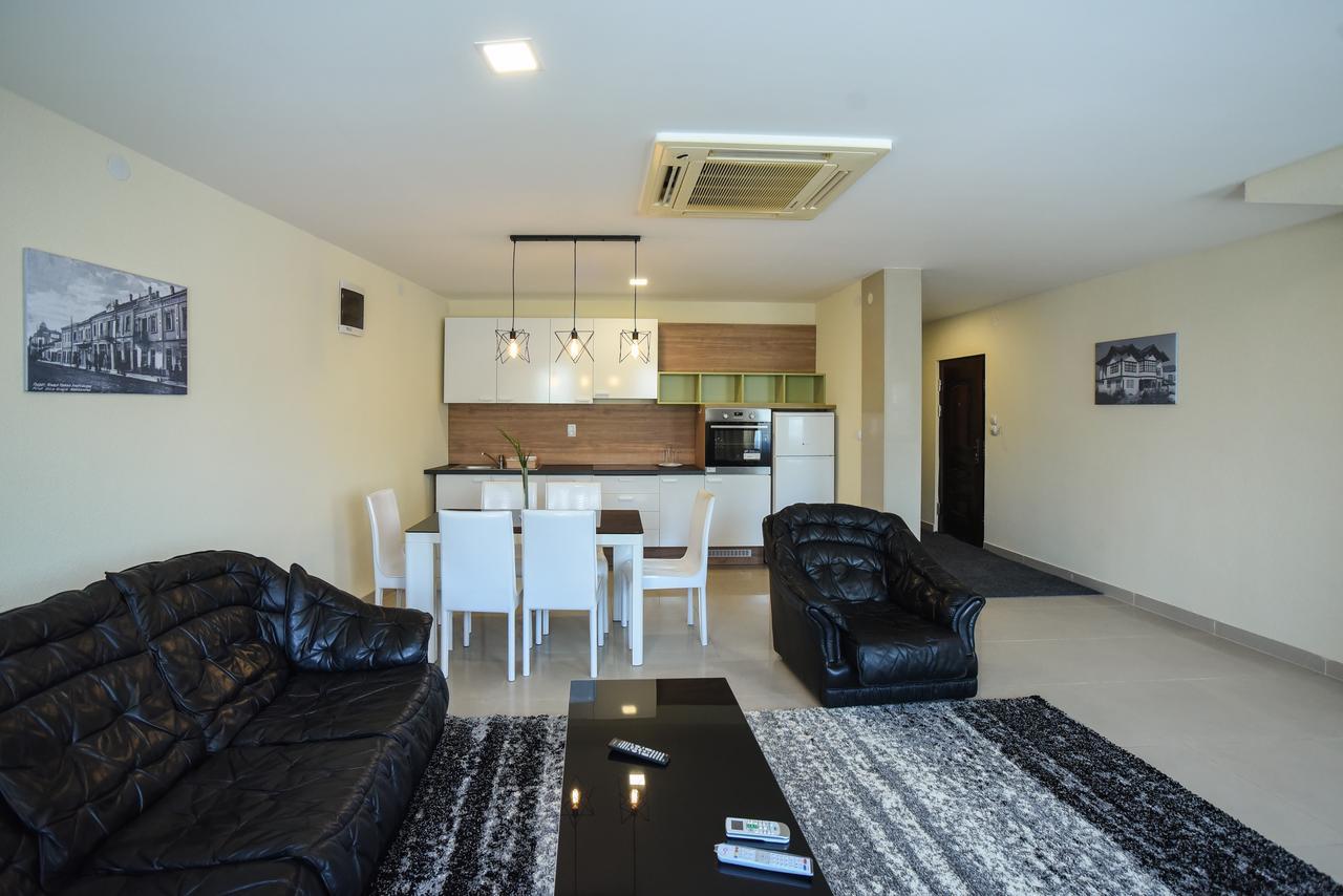 City Center Apartments Pirot Ngoại thất bức ảnh