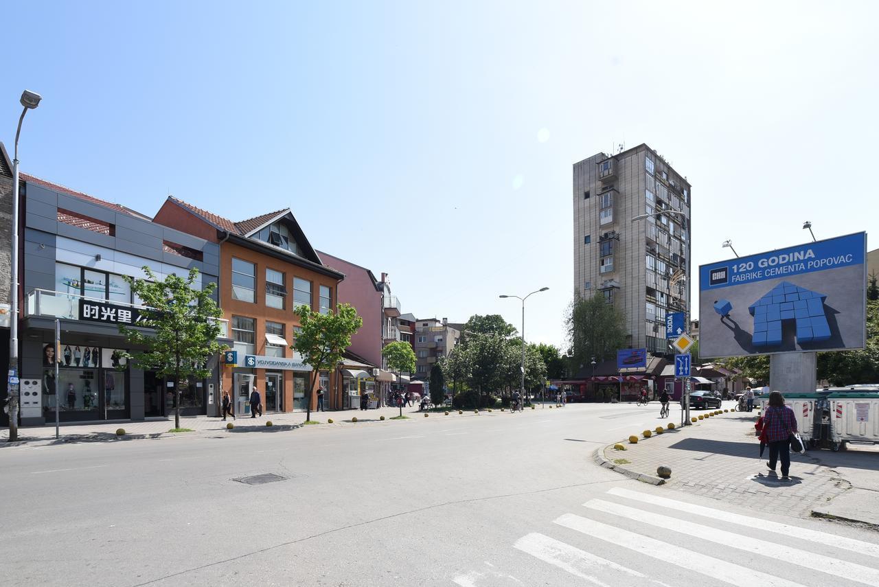 City Center Apartments Pirot Ngoại thất bức ảnh