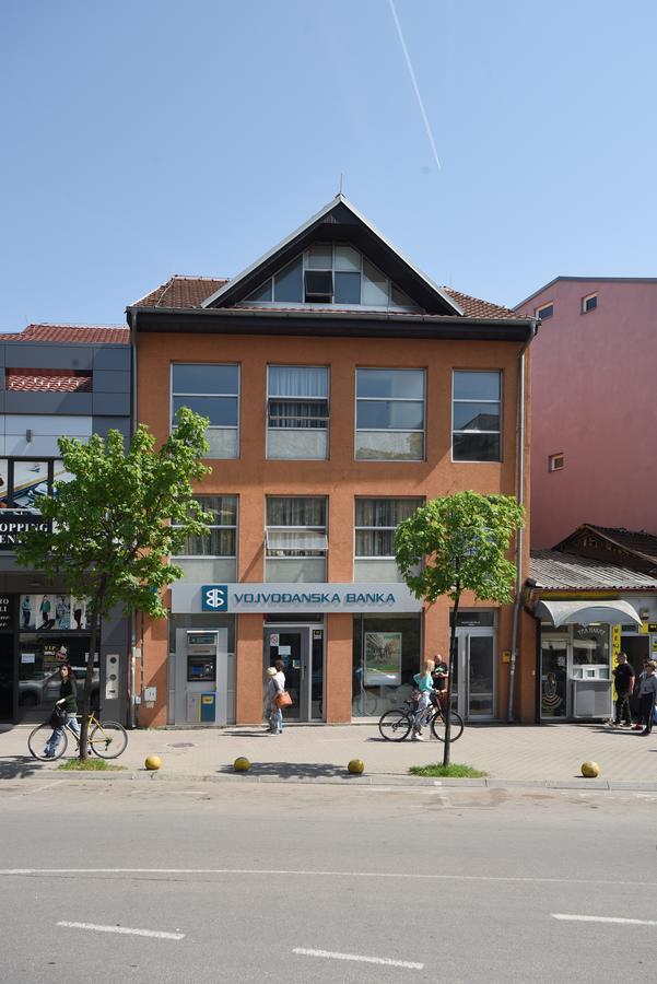 City Center Apartments Pirot Ngoại thất bức ảnh