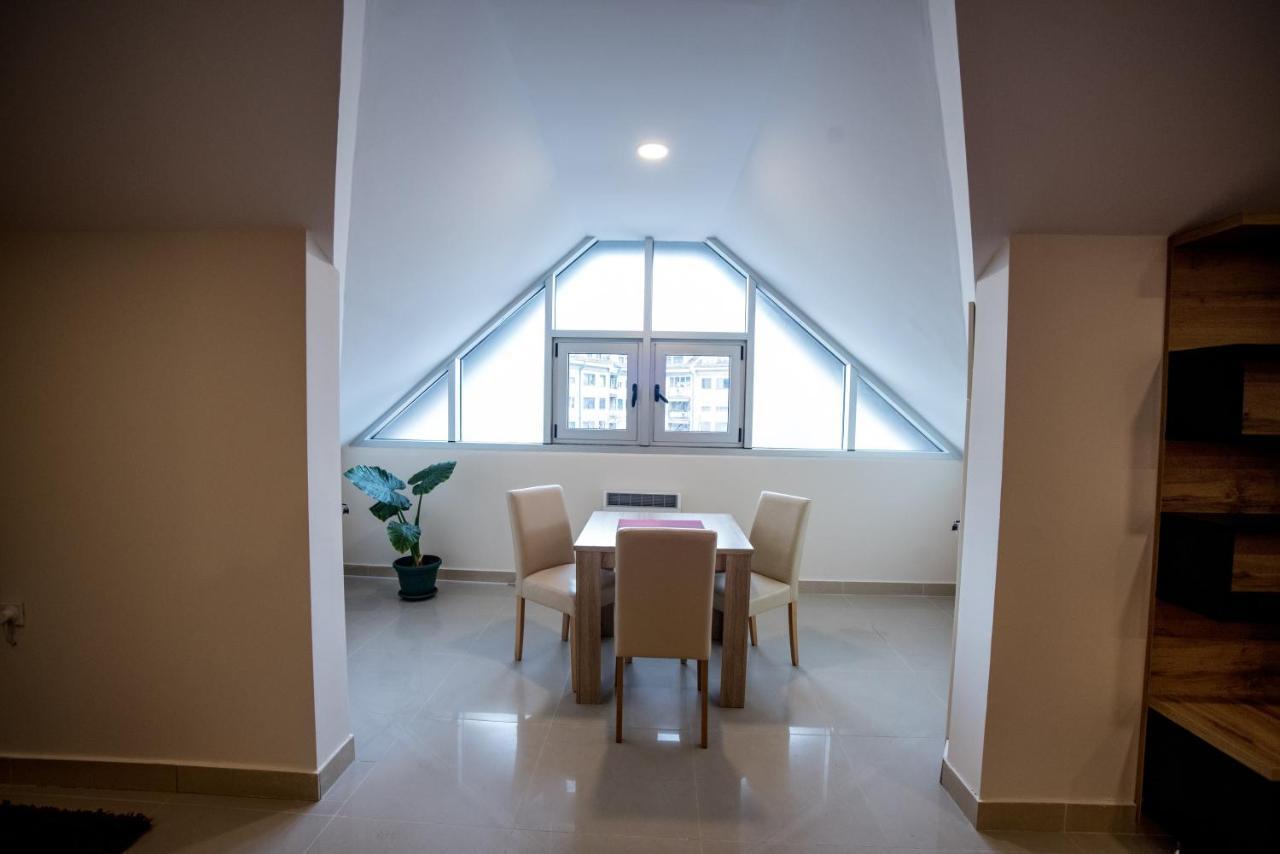 City Center Apartments Pirot Ngoại thất bức ảnh